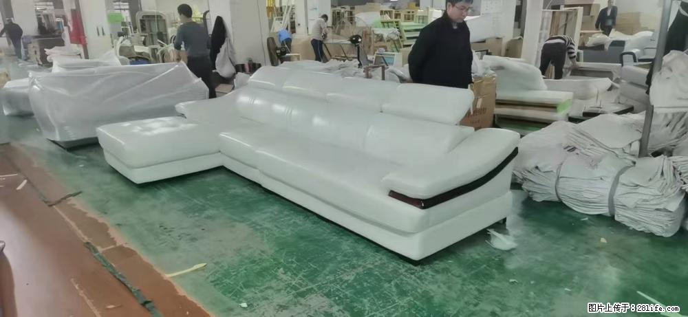 【大厂仿真皮沙发】实木框架,高回弹海绵45密度。全新包装,质量非常好,3.6米右贵妃 - 各类家具 - 居家生活 - 茂名分类信息 - 茂名28生活网 mm.28life.com